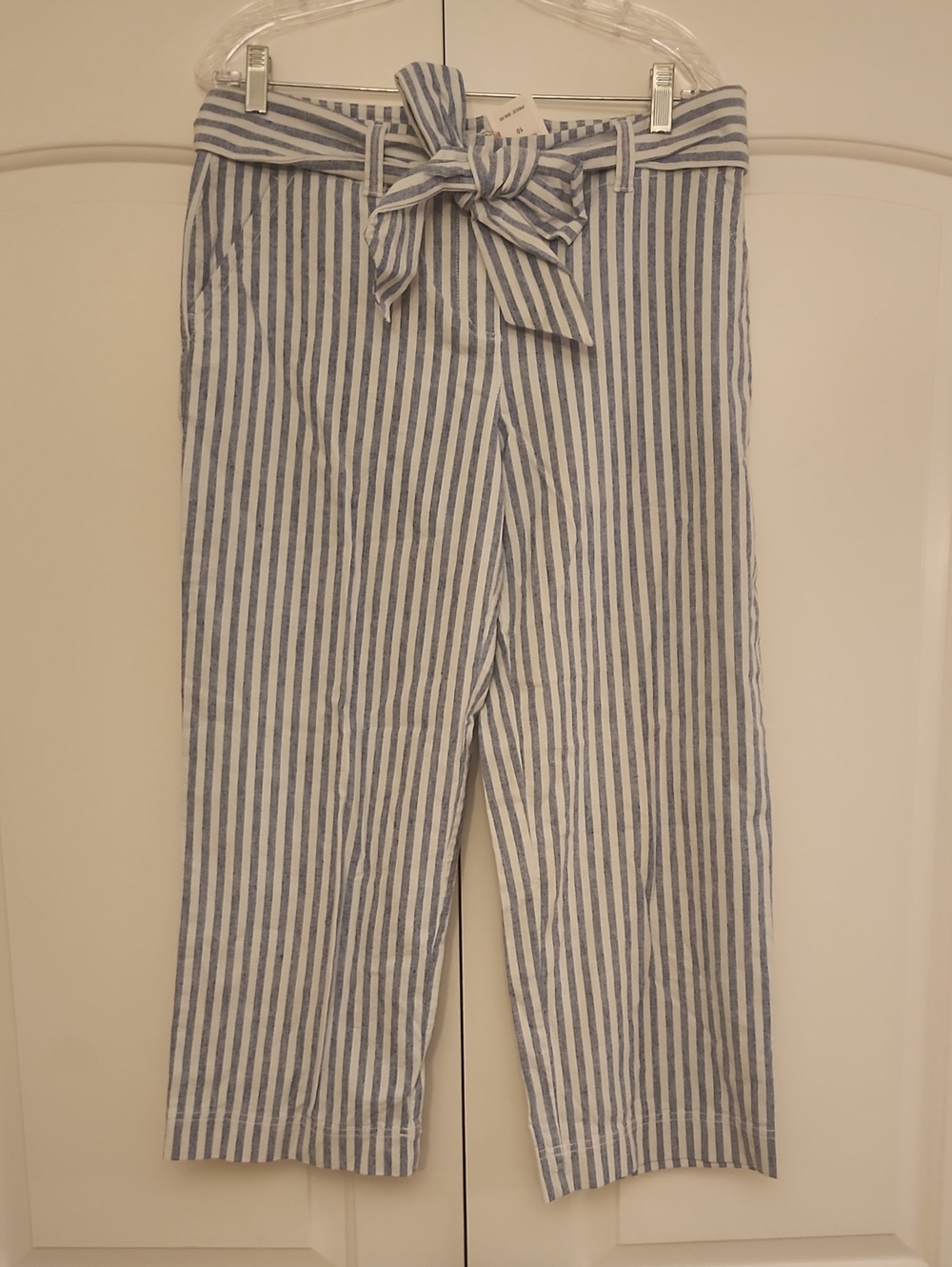 Vineyard Vines Blue and White Striped Paperbag Cropped Pants